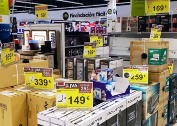 Carrefour aspiradora escoba Taurus