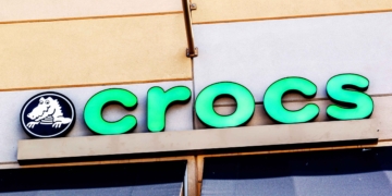 Crocs sneakers echo surge U