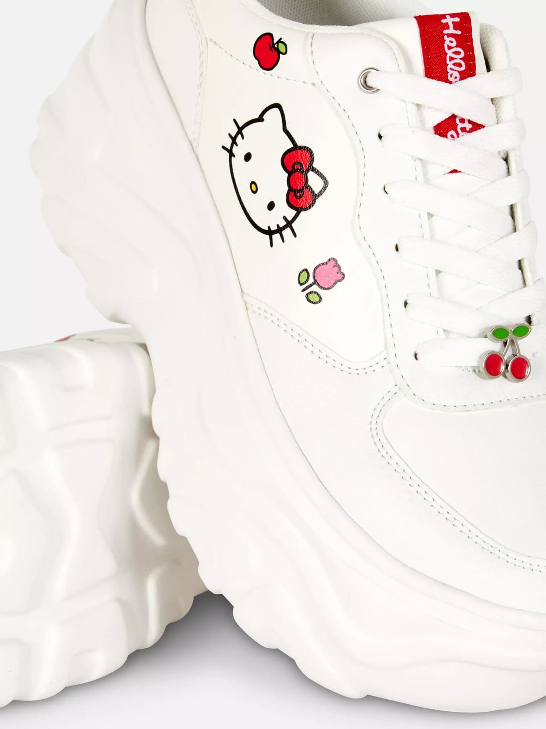 Deportivas muy gruesas de Hello Kitty