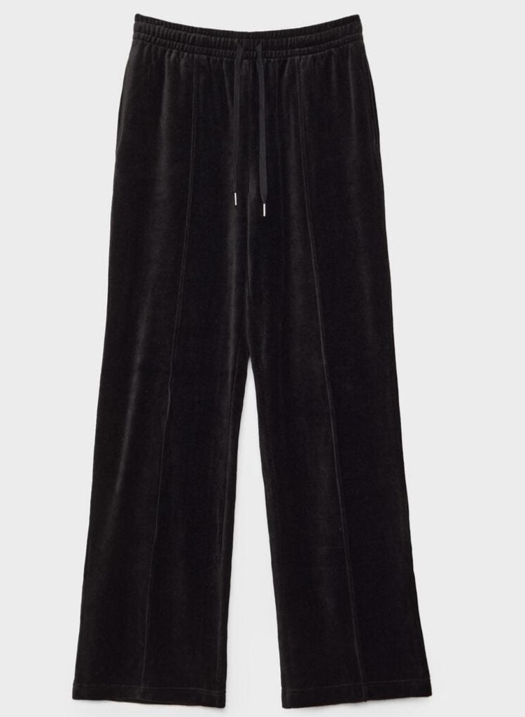 Pantalón jogger terciopelo de Stradivarius