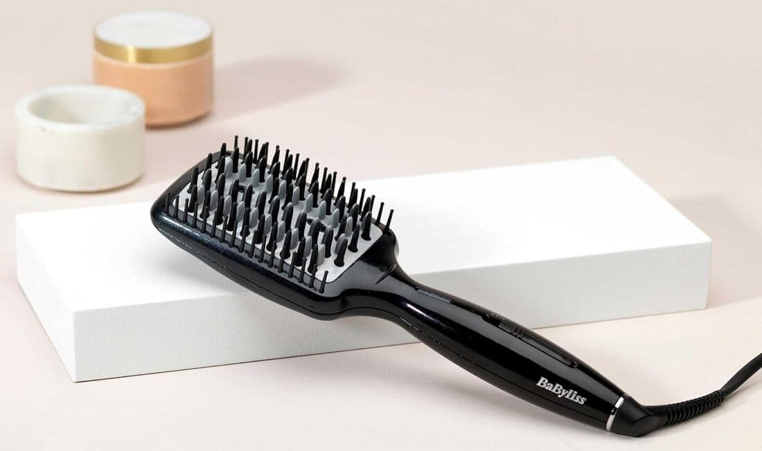 Cepillo alisador - Babyliss Liss Brush 3D HSB101E, Doble generador de iones, 3 tipos de púas, Negro