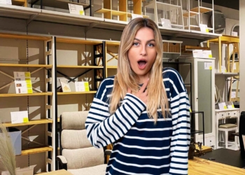 JYSK estantería TRAPPEDAL