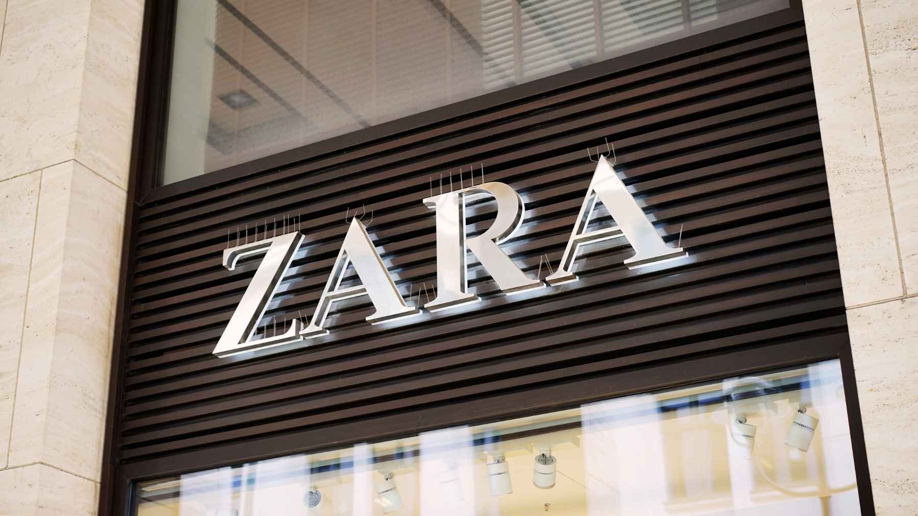 Zara abrigo combinado capucha