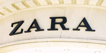 Zara chaqueta piel Edición limitada