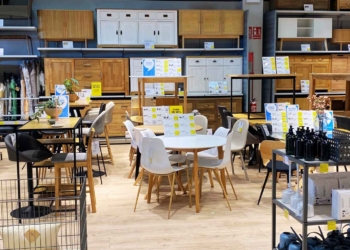 JYSK mueble efecto mármol