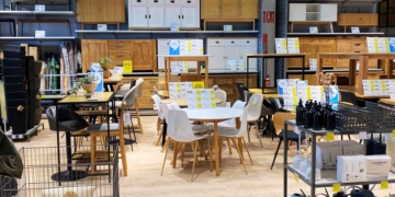 JYSK mueble efecto mármol