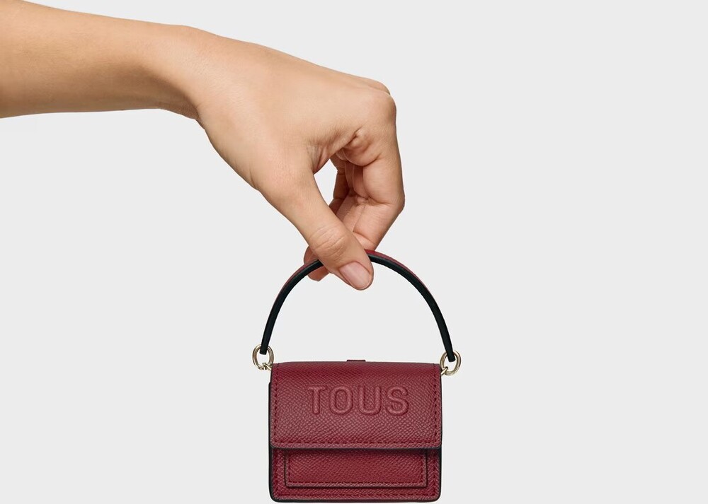 Llavero mini bandolera granate Audree