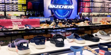 Skechers D'Lux Walker - Adored Days