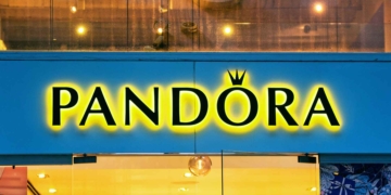 Pandora anillo reina malvada