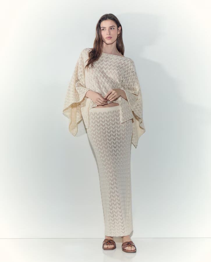 Poncho de punto en color liso
