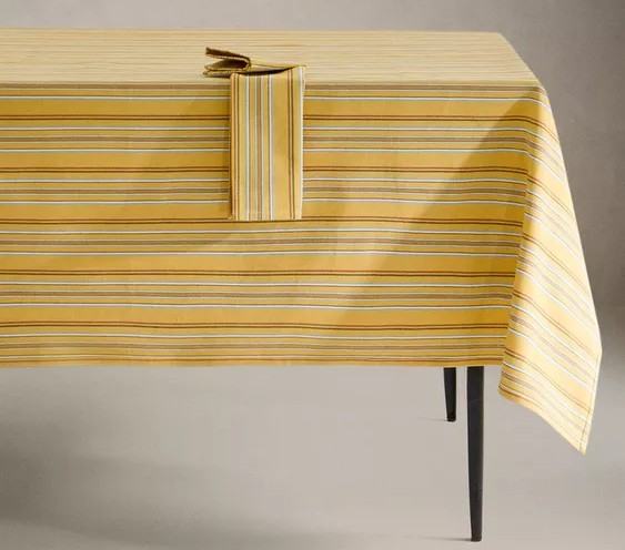 MANTEL RAYAS MULTICOLOR DE ZARA HOME
