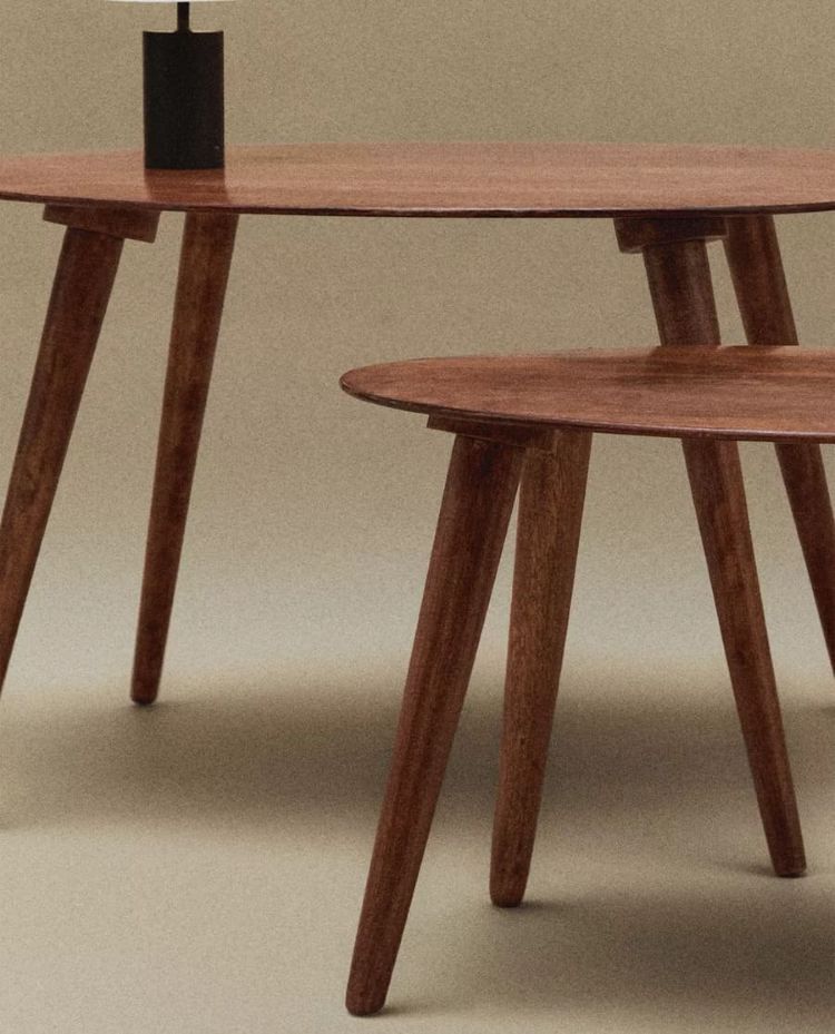 Mesa de centro biselada en madera de Zara Home