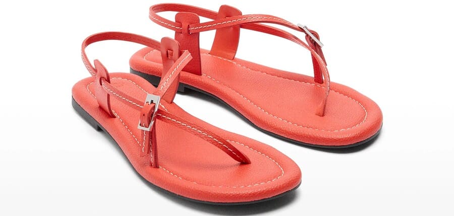 Sandalias planas de piel con tiras finas de Parfois