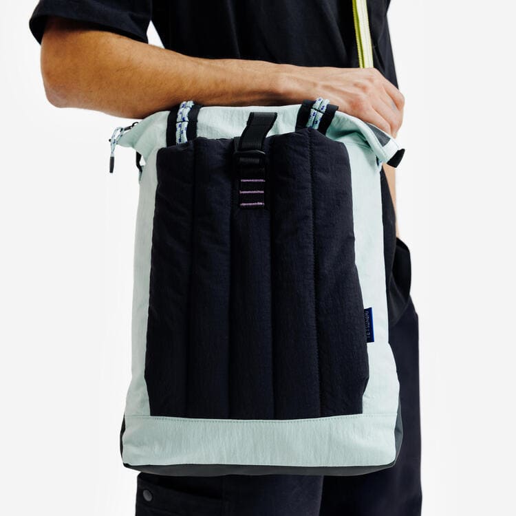 Bolso DECATHLON x TETSUNORI deportivo